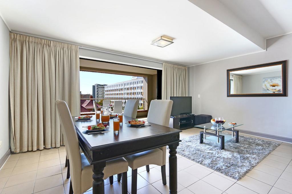 The Rockwell Luxury Suites Cape Town Exterior photo